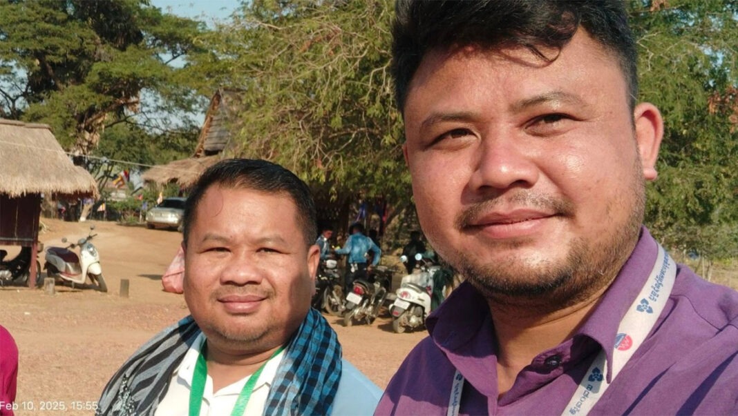 លោក ផន សុភាព (ឆ្វេង) និង​លោក ភាព ភារ៉ា អ្នក​សារព័ត៌មាន​អនឡាញ​មកពី​សារព័ត៌មាន ធីអេសភី ៦៨ ធីវី អនឡាញ