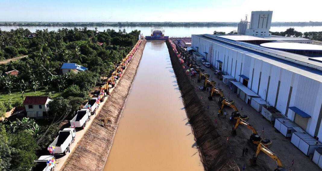 ព្រែកជីក​ហ្វូណន​តេជោ​ដែល​ត្រូវ​បាន​បើក​ការដ្ឋាន​សាងសង់​ជា​ផ្លូវការ កាលពី​ថ្ងៃទី​៥ ខែ​សីហា ឆ្នាំ​២០២៤។